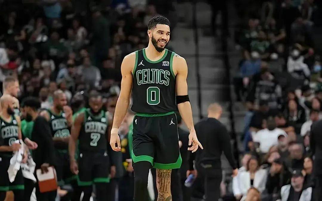 开云体育app-塔图姆官方宣布重返赛场新规，C9引发争议！的简单介绍-开云体育app