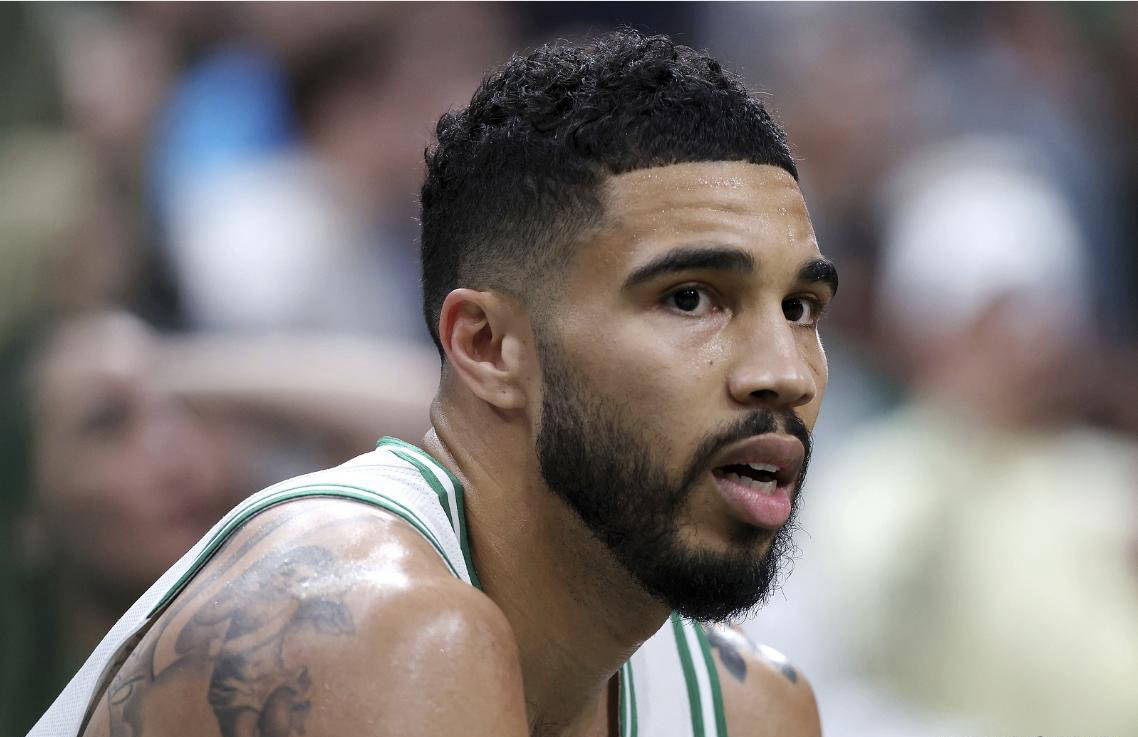 开云体育app-塔图姆官方宣布重返赛场新规,C9引发争议!的简单介绍-开云体育app