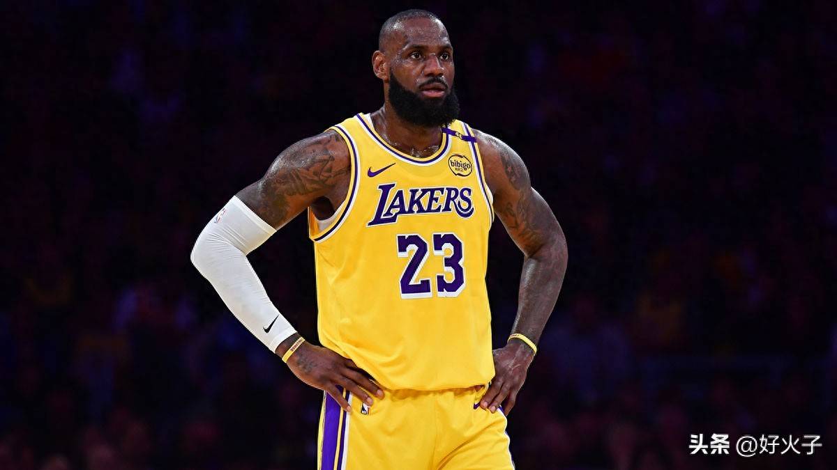 开云体育app-詹姆斯新星重返赛场表现突出,老鹰前途光明!的简单介绍-开云体育app