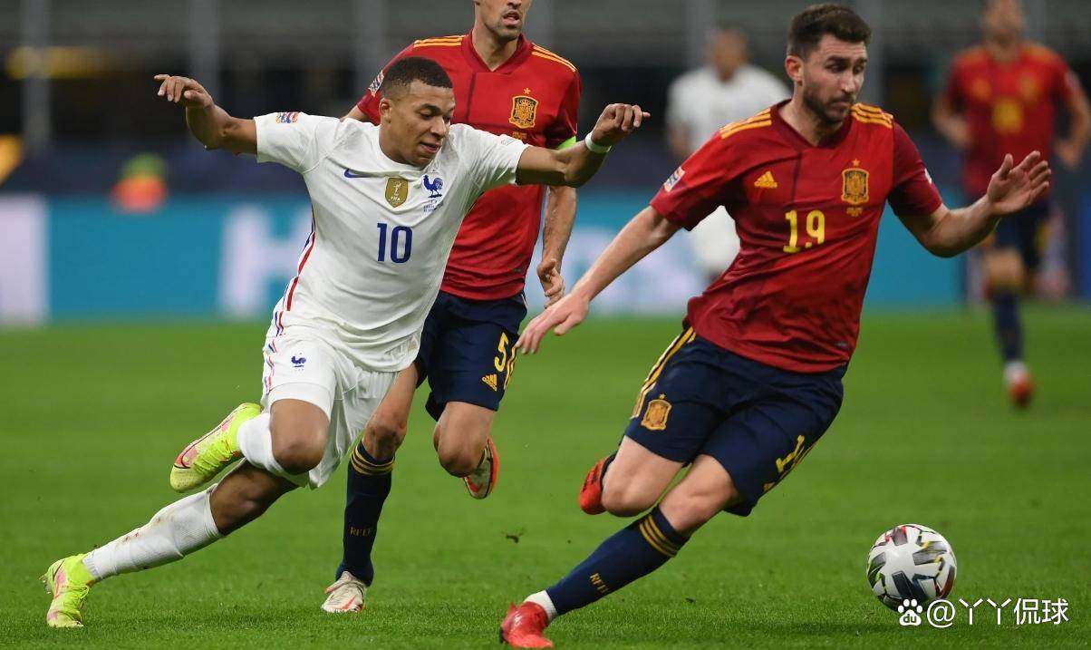 开云登录入口地址-关于西亚卡姆在法国队比赛中反败为胜，出色防守引发热议！的信息-开云登录入口地址